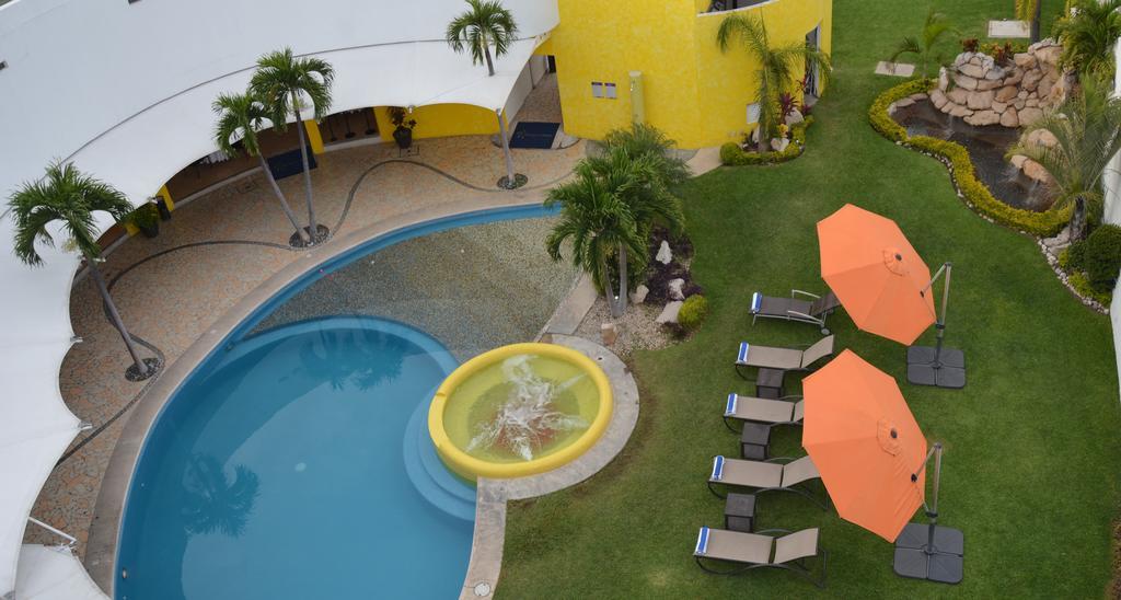 Hotel Magico Inn Cuautla  Экстерьер фото