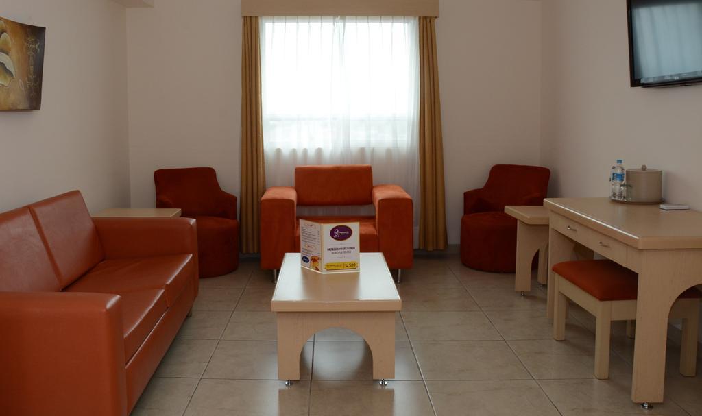 Hotel Magico Inn Cuautla  Экстерьер фото